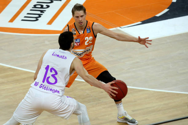 次紧急防守 次紧急防守